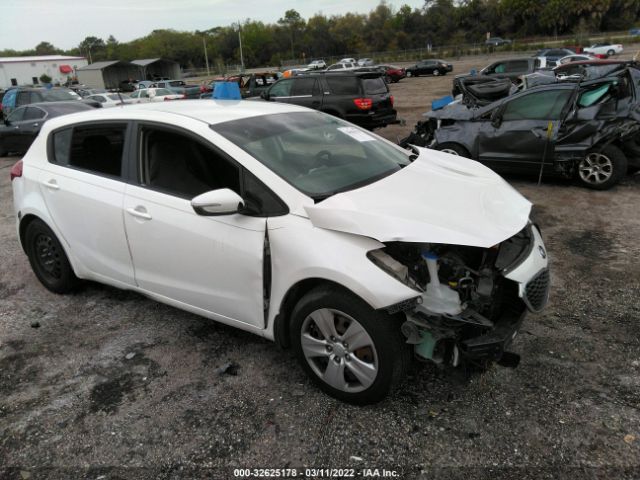 KIA FORTE 5-DOOR 2016 knafk5a8xg5646842