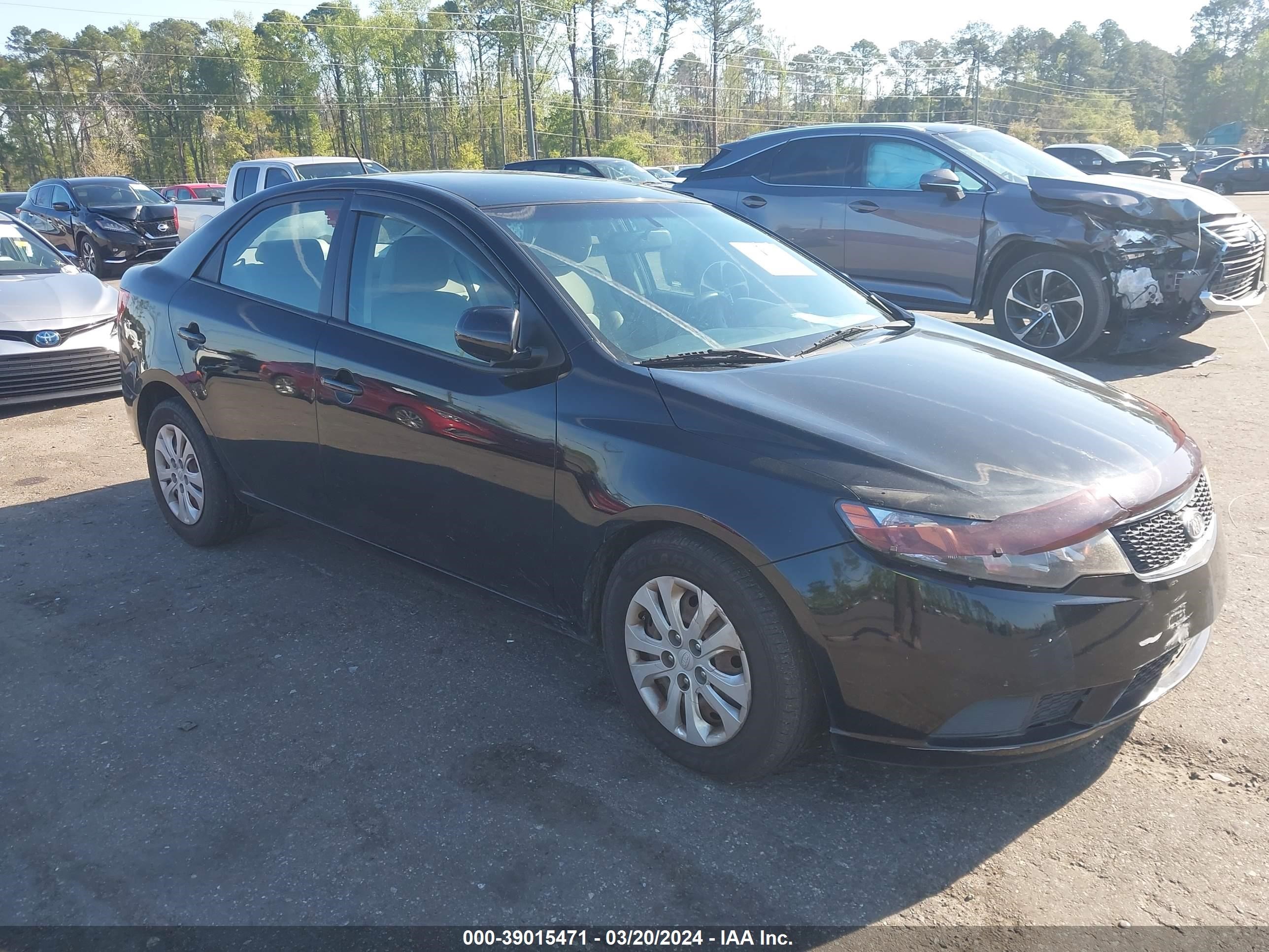 KIA FORTE 2013 knaft4a20d5681565