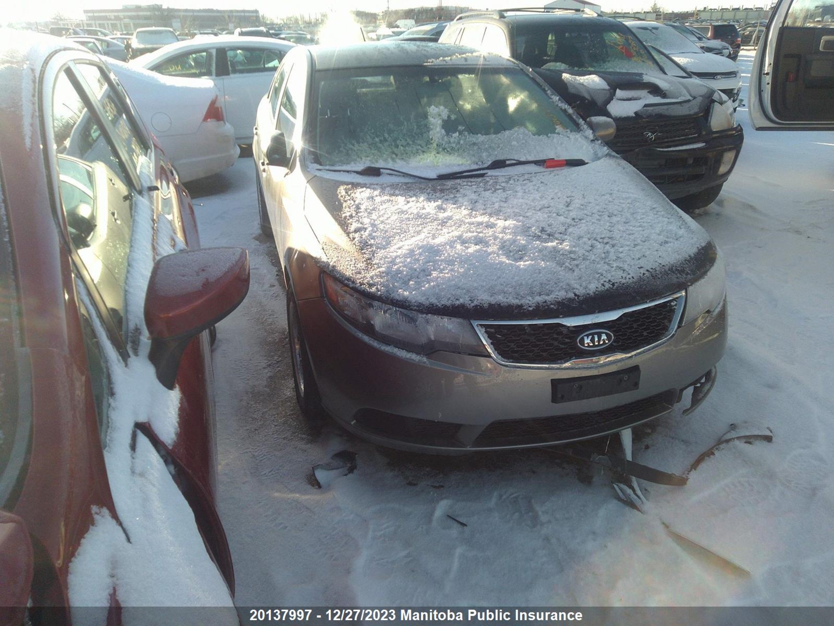 KIA FORTE 2011 knaft4a21b5394250