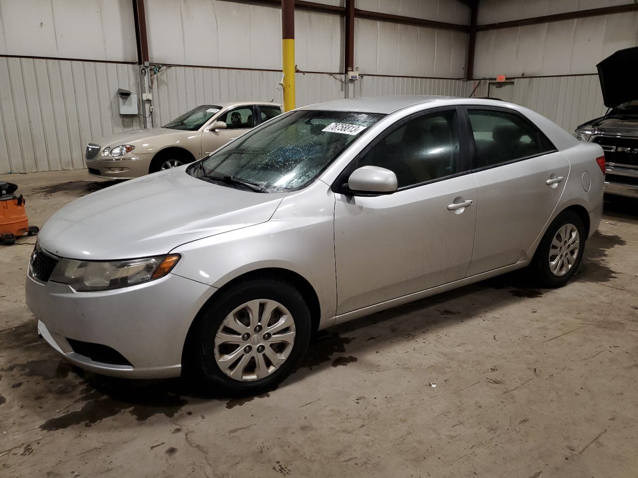 KIA FORTE 2011 knaft4a24b5355801