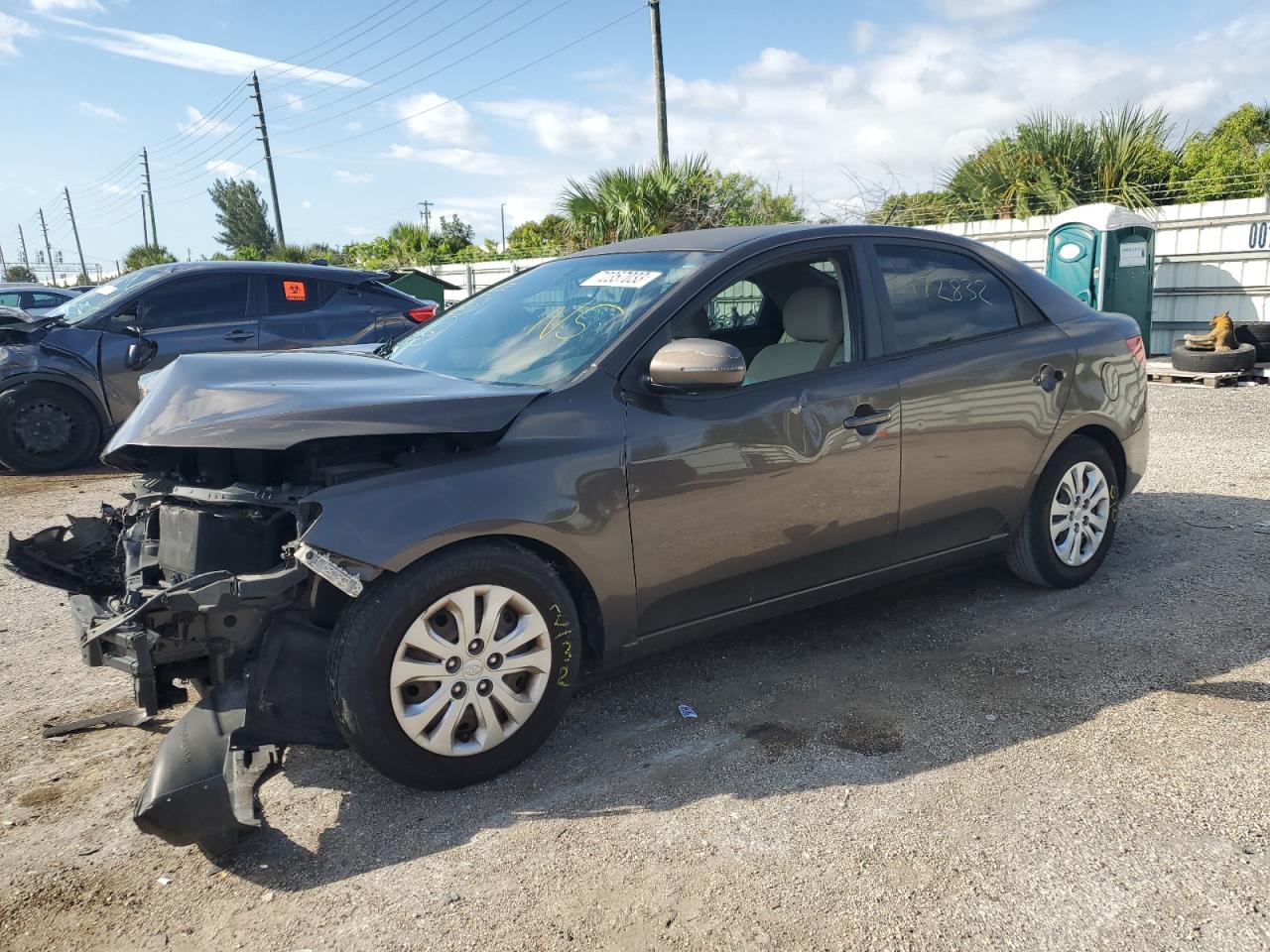 KIA FORTE 2013 knafu4a20d5711449