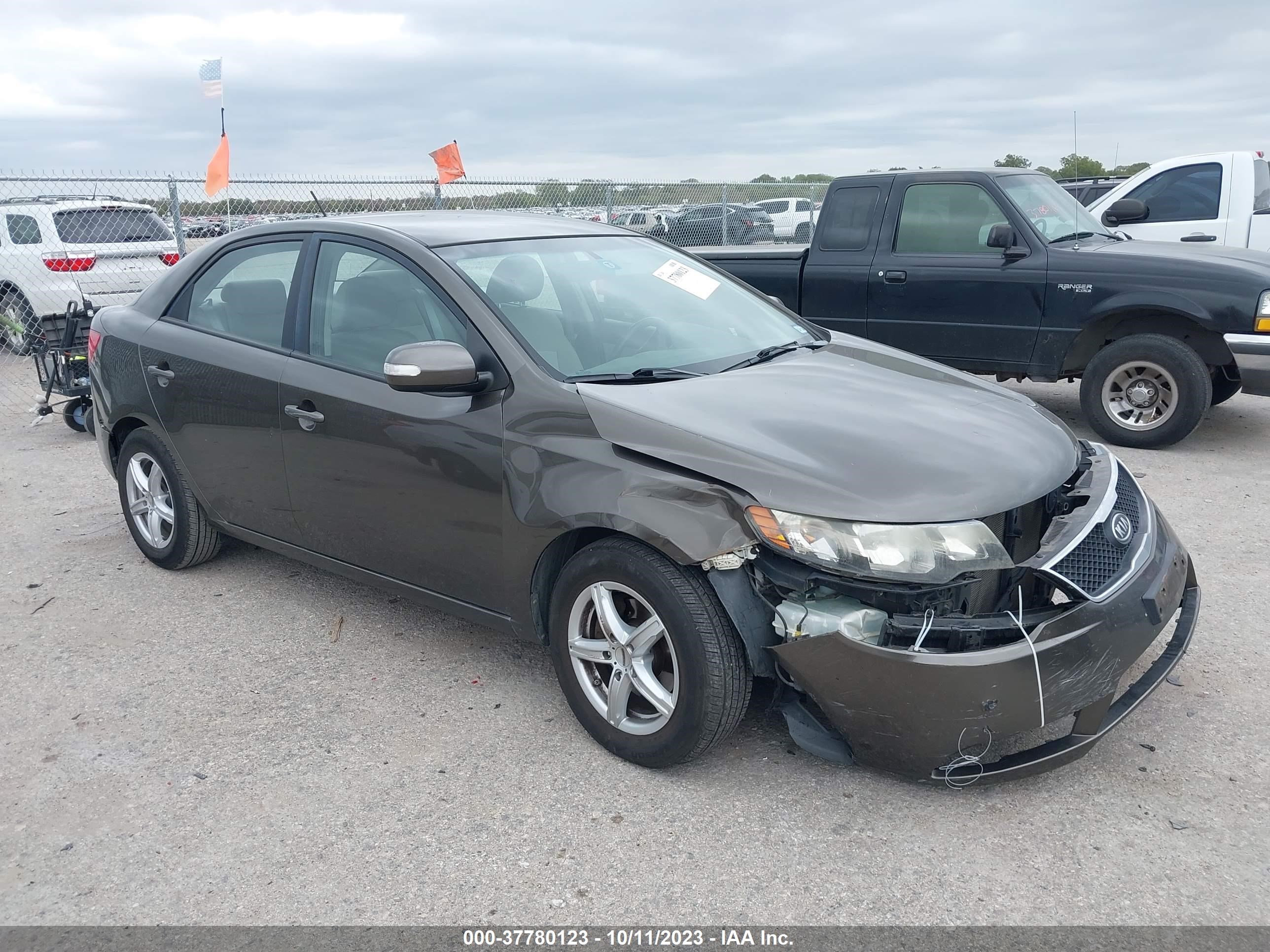 KIA FORTE 2010 knafu4a21a5850064