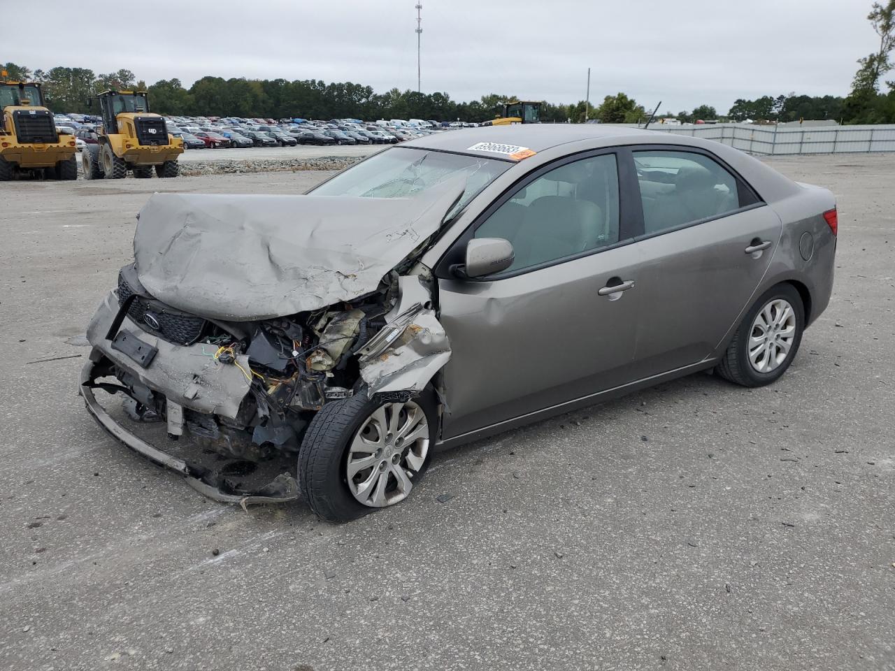 KIA FORTE 2012 knafu4a21c5634394