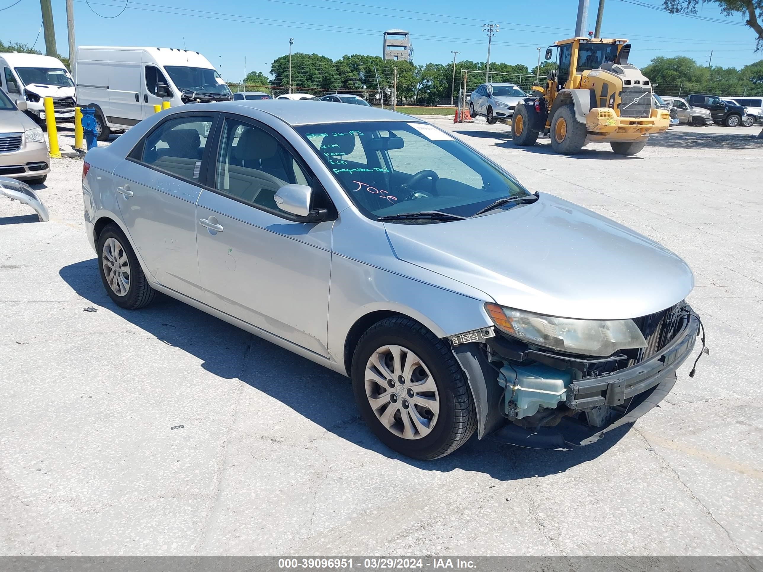 KIA FORTE 2010 knafu4a24a5043182