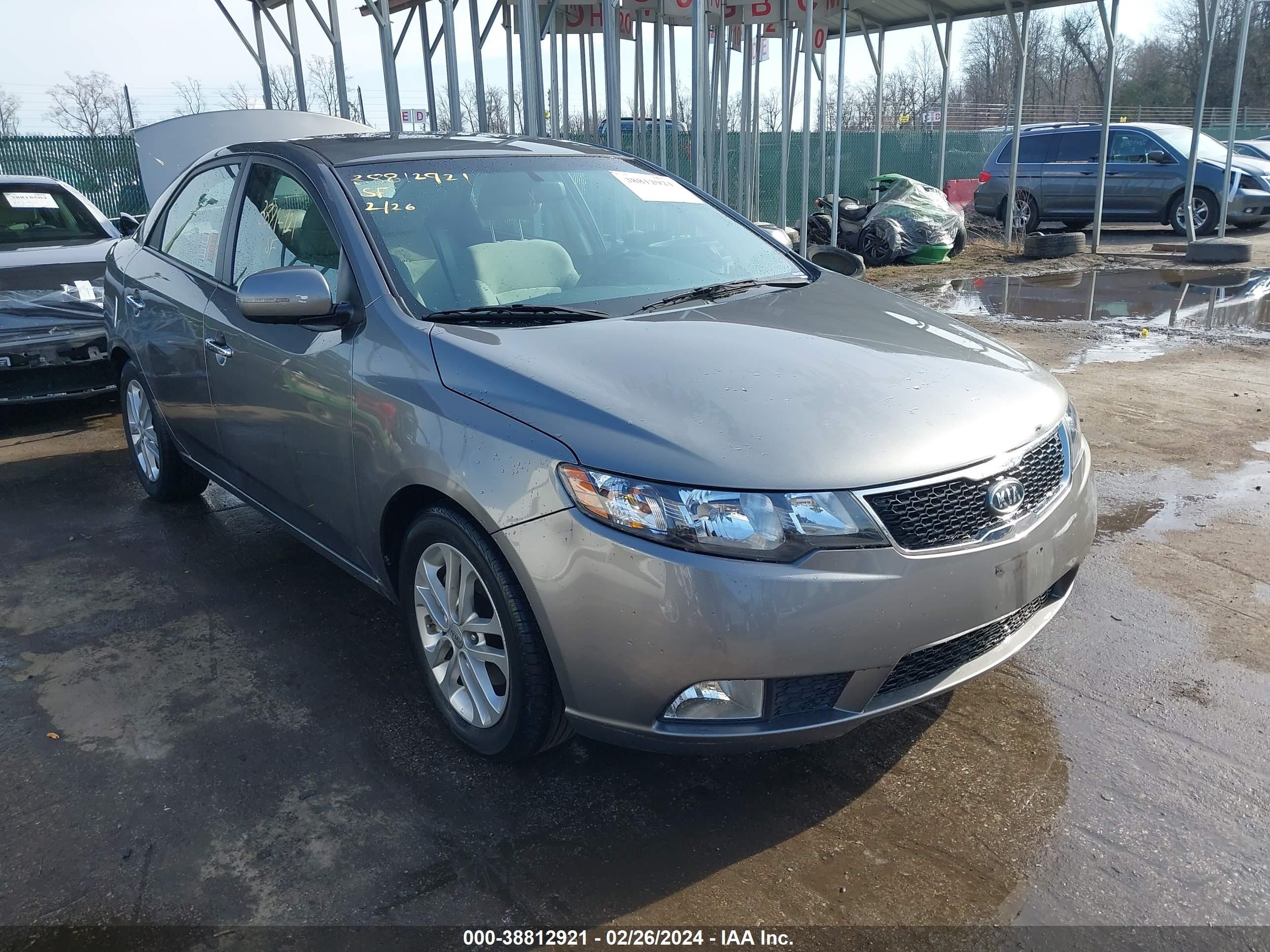 KIA FORTE 2012 knafu4a24c5567936