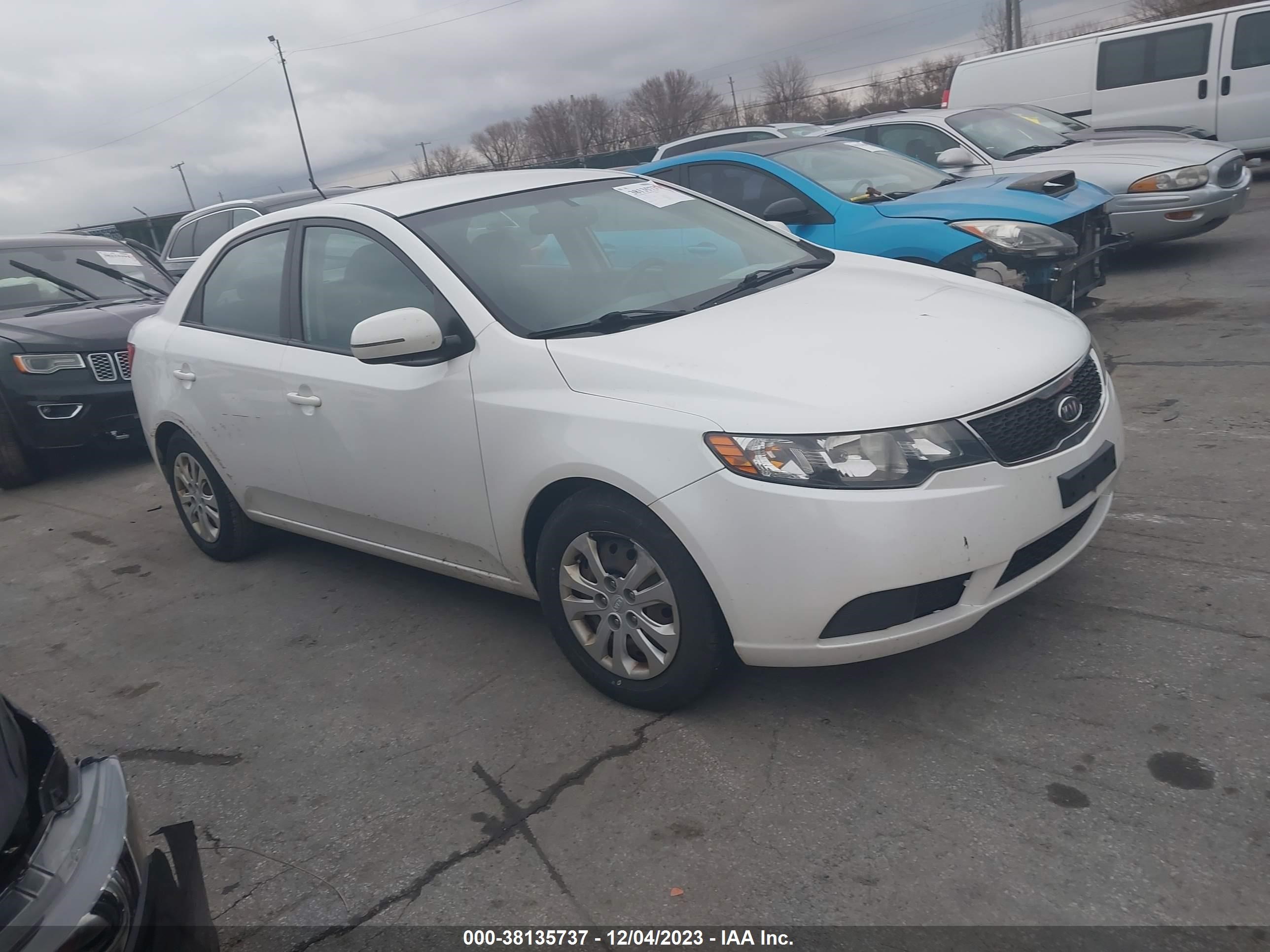 KIA FORTE 2012 knafu4a25c5513769