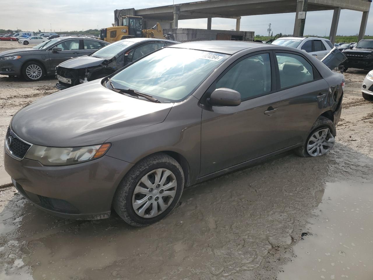 KIA FORTE 2013 knafu4a26d5646543