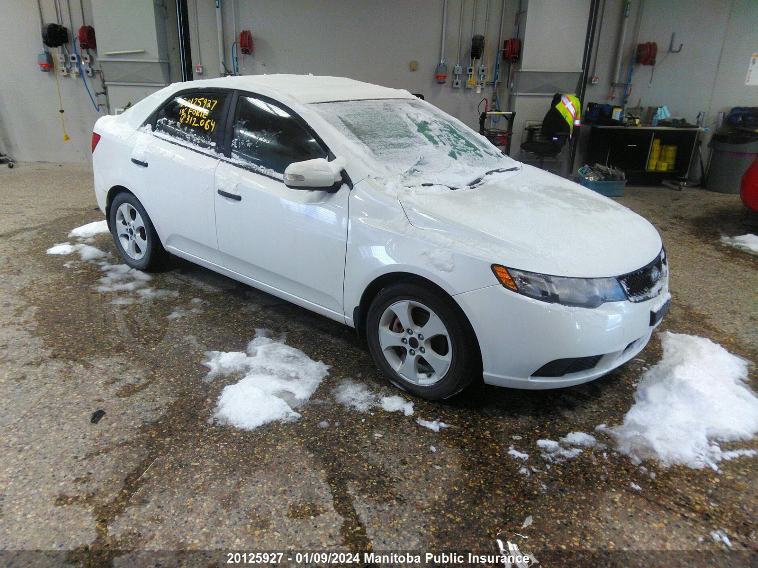 KIA FORTE 2010 knafu4a27a5312064