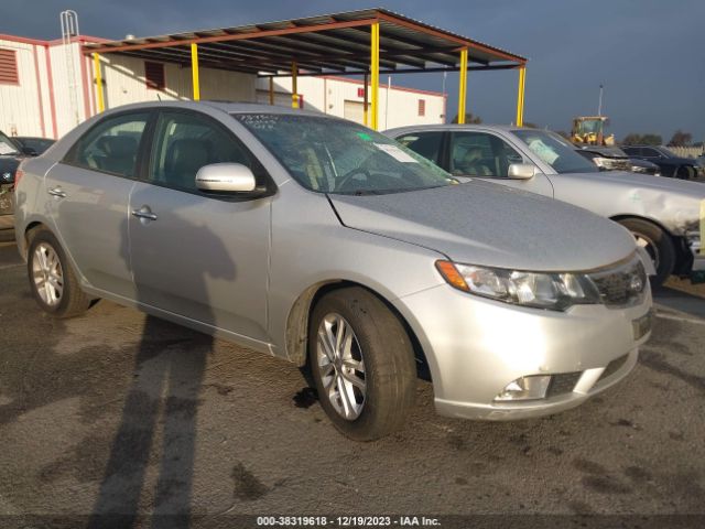 KIA FORTE 2011 knafu4a27b5404504