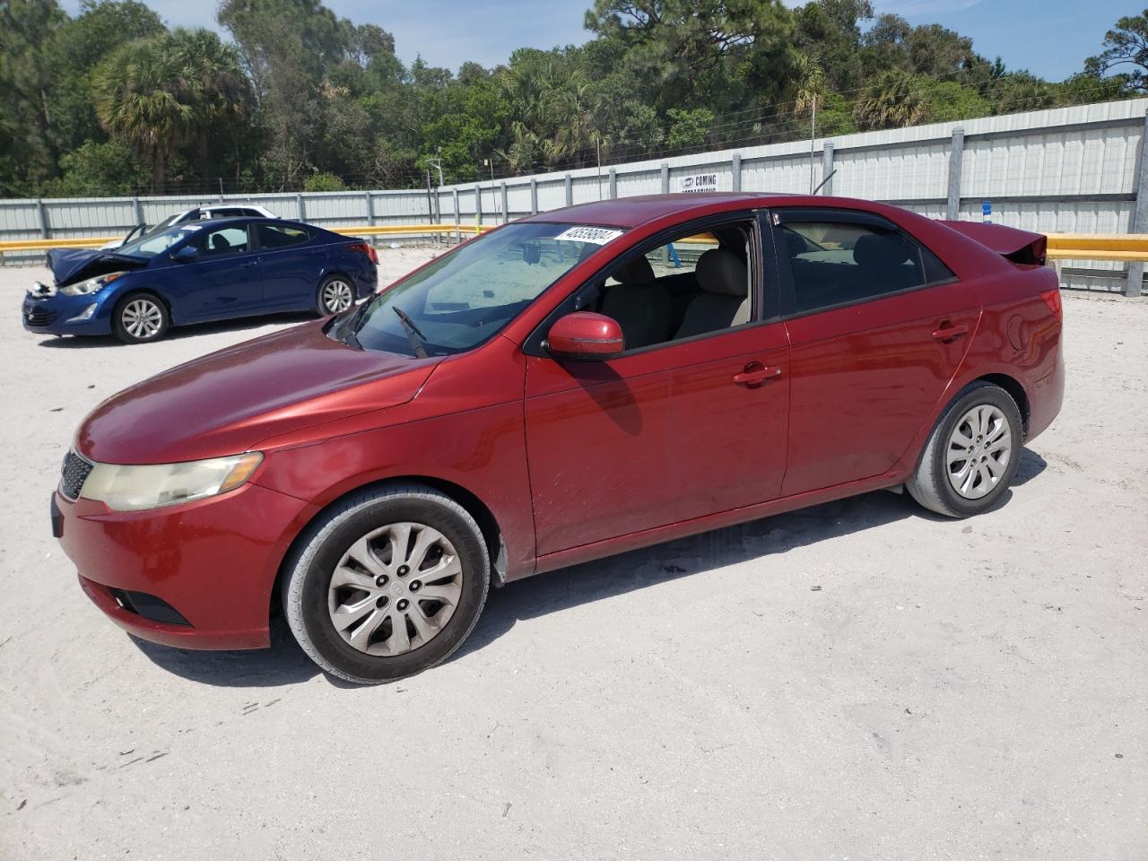 KIA FORTE 2011 knafu4a27b5461981