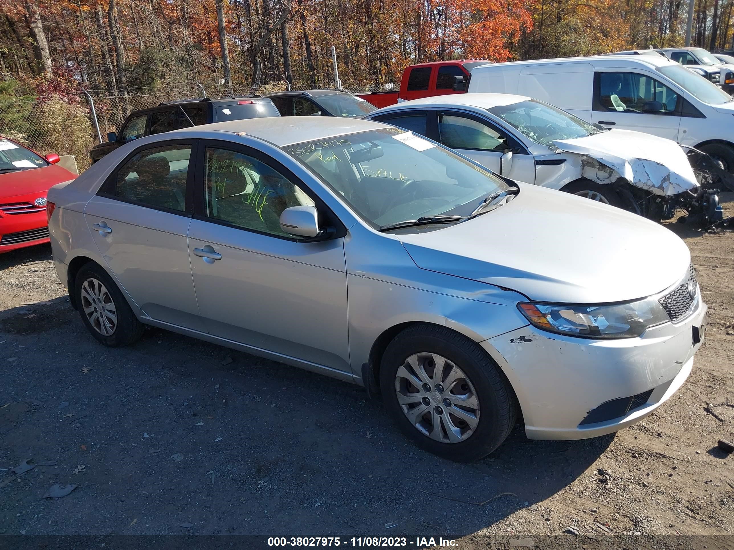 KIA FORTE 2011 knafu4a27b5465108