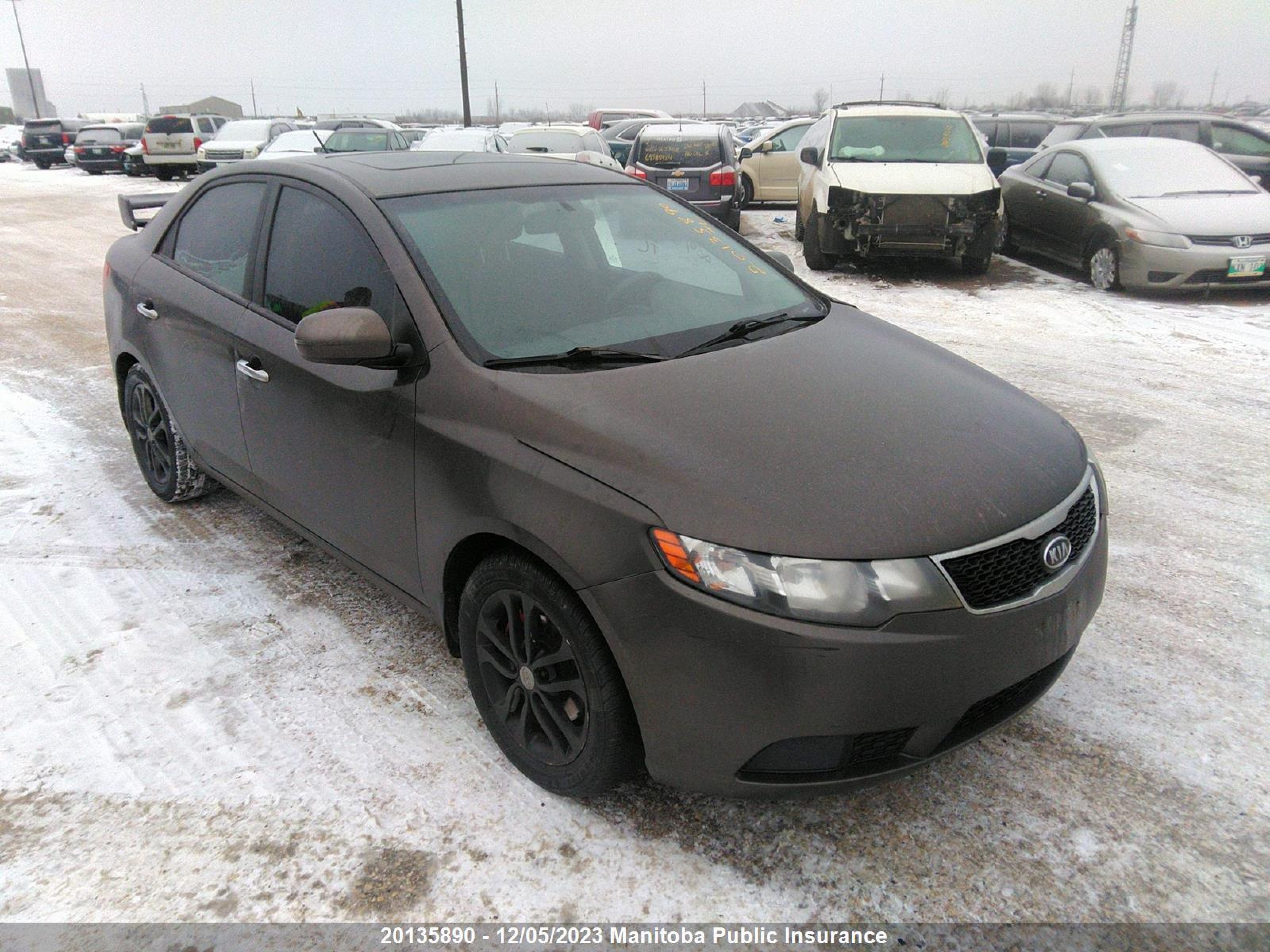 KIA FORTE 2012 knafu4a28c5467600