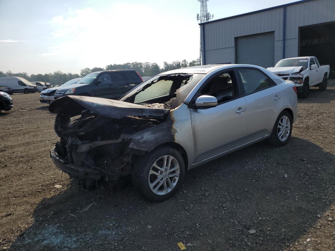 KIA FORTE 2012 knafu4a29c5567396