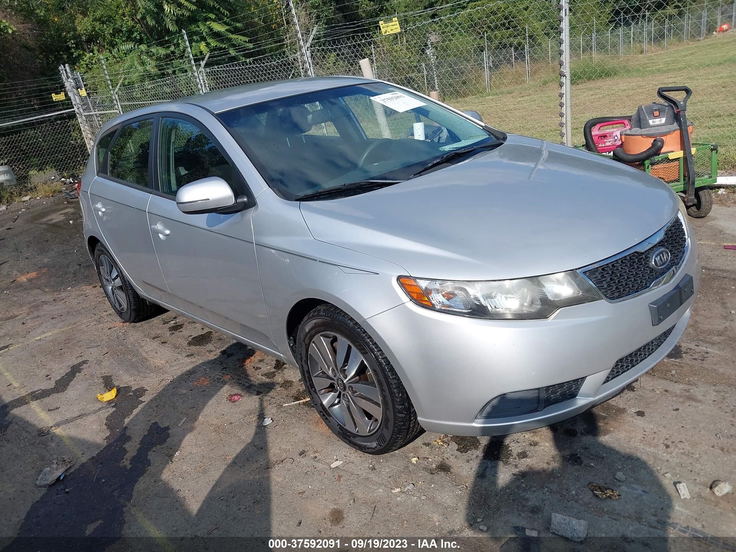 KIA FORTE 2013 knafu5a22d5742787