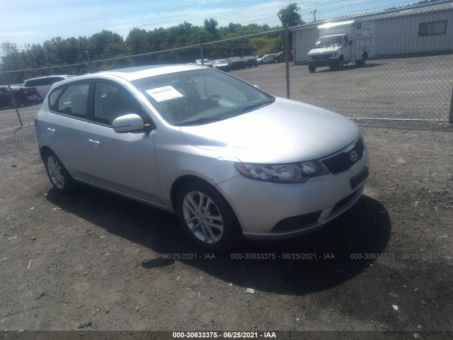 KIA FORTE 5-DOOR 2011 knafu5a2xb5337399