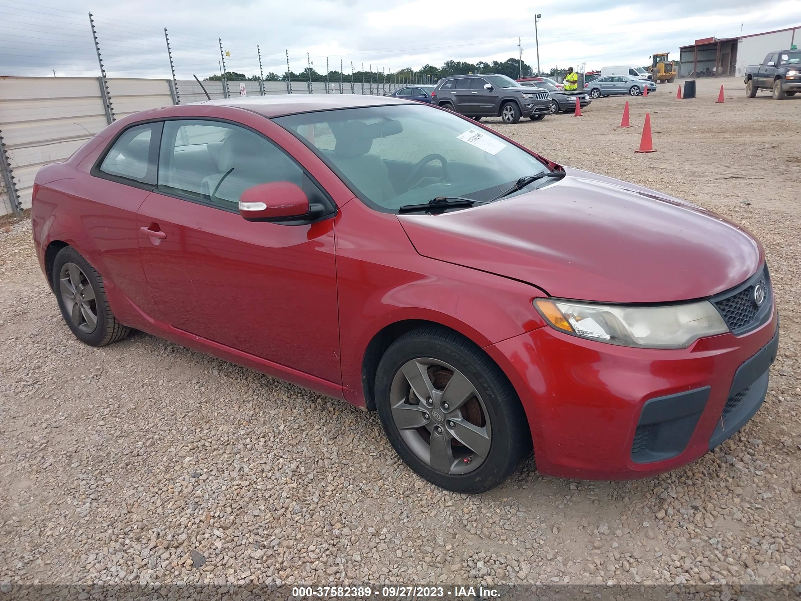 KIA FORTE 2010 knafu6a23a5148548