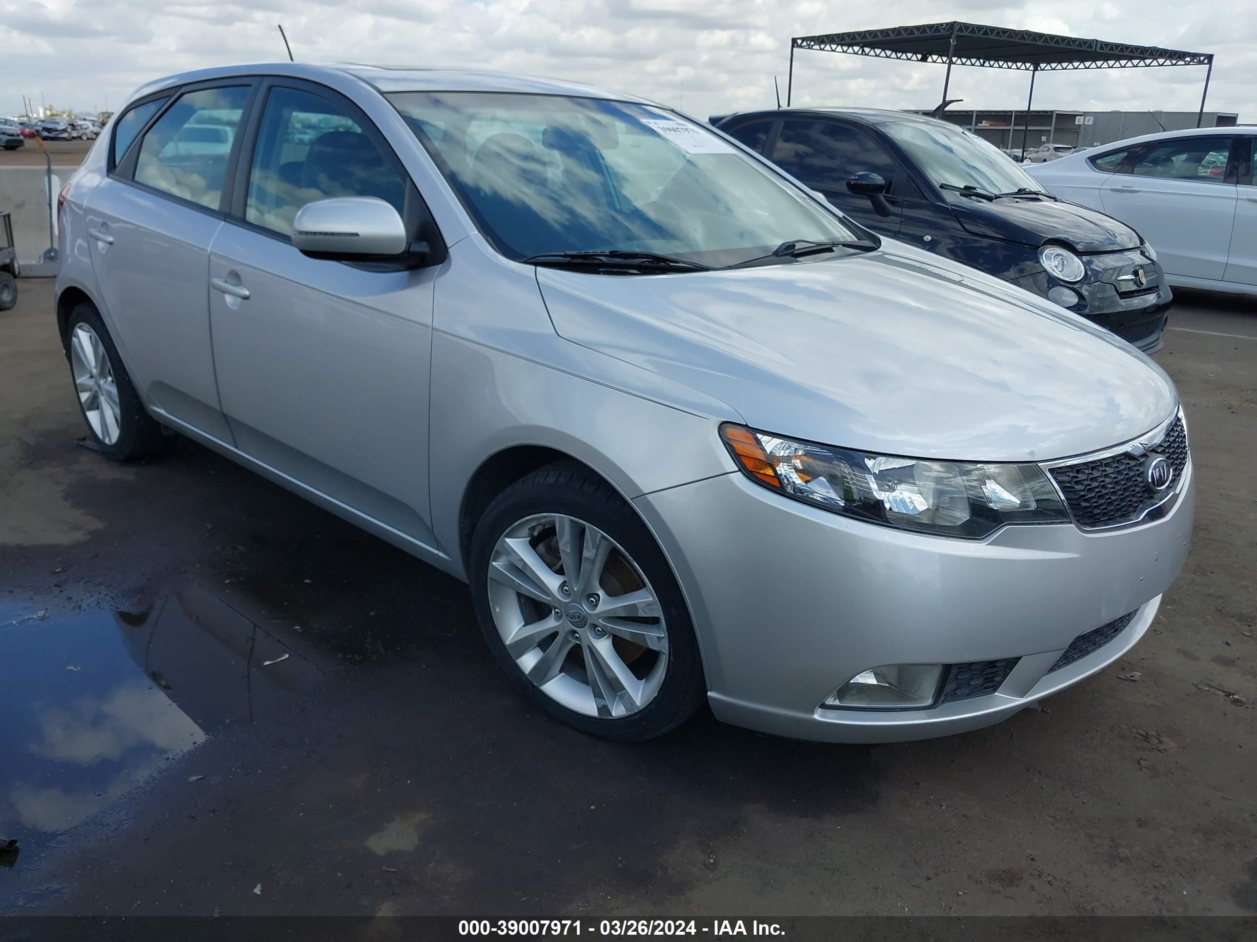 KIA FORTE 2011 knafw5a38b5325660