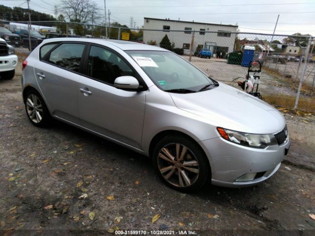 KIA FORTE 5-DOOR 2011 knafw5a3xb5452779