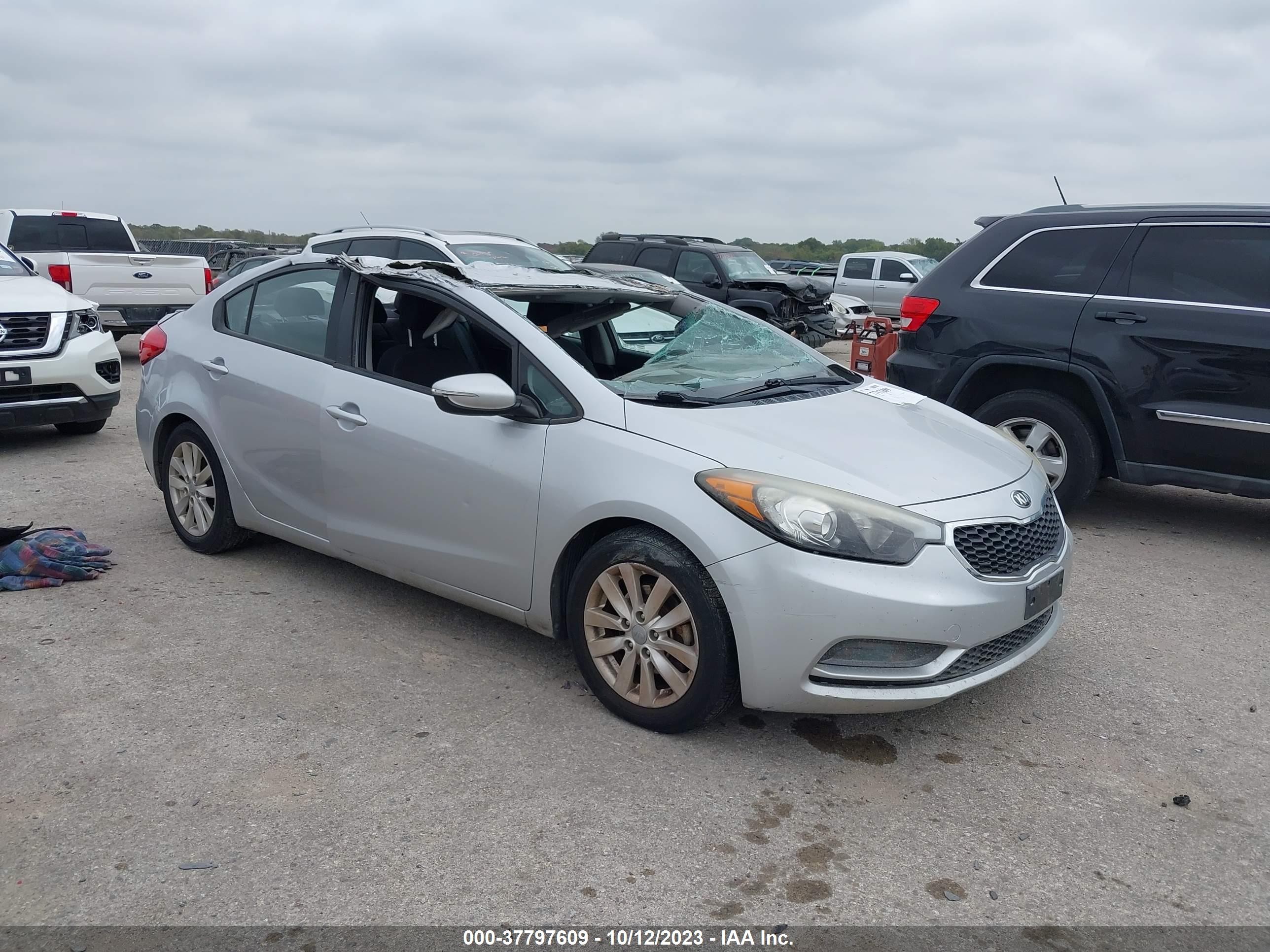 KIA FORTE 2015 knafx4a62f5330344