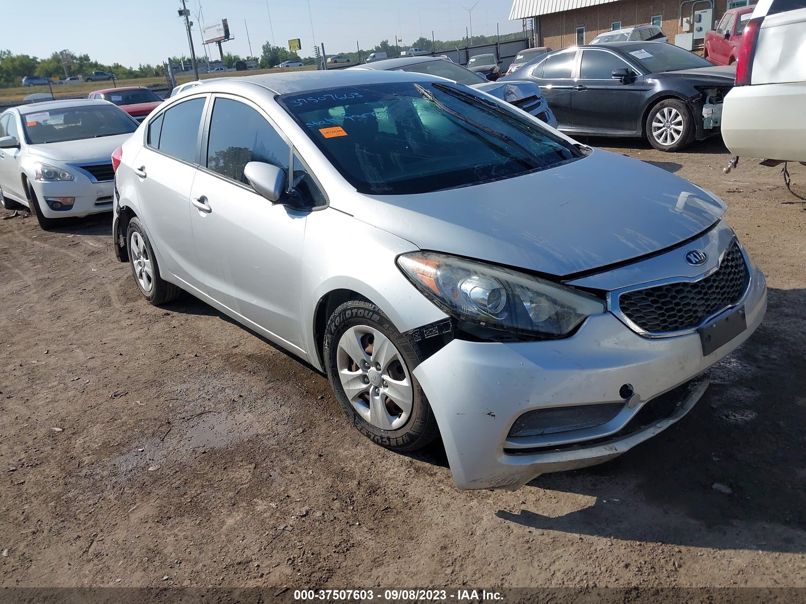 KIA FORTE 2015 knafx4a64f5342737