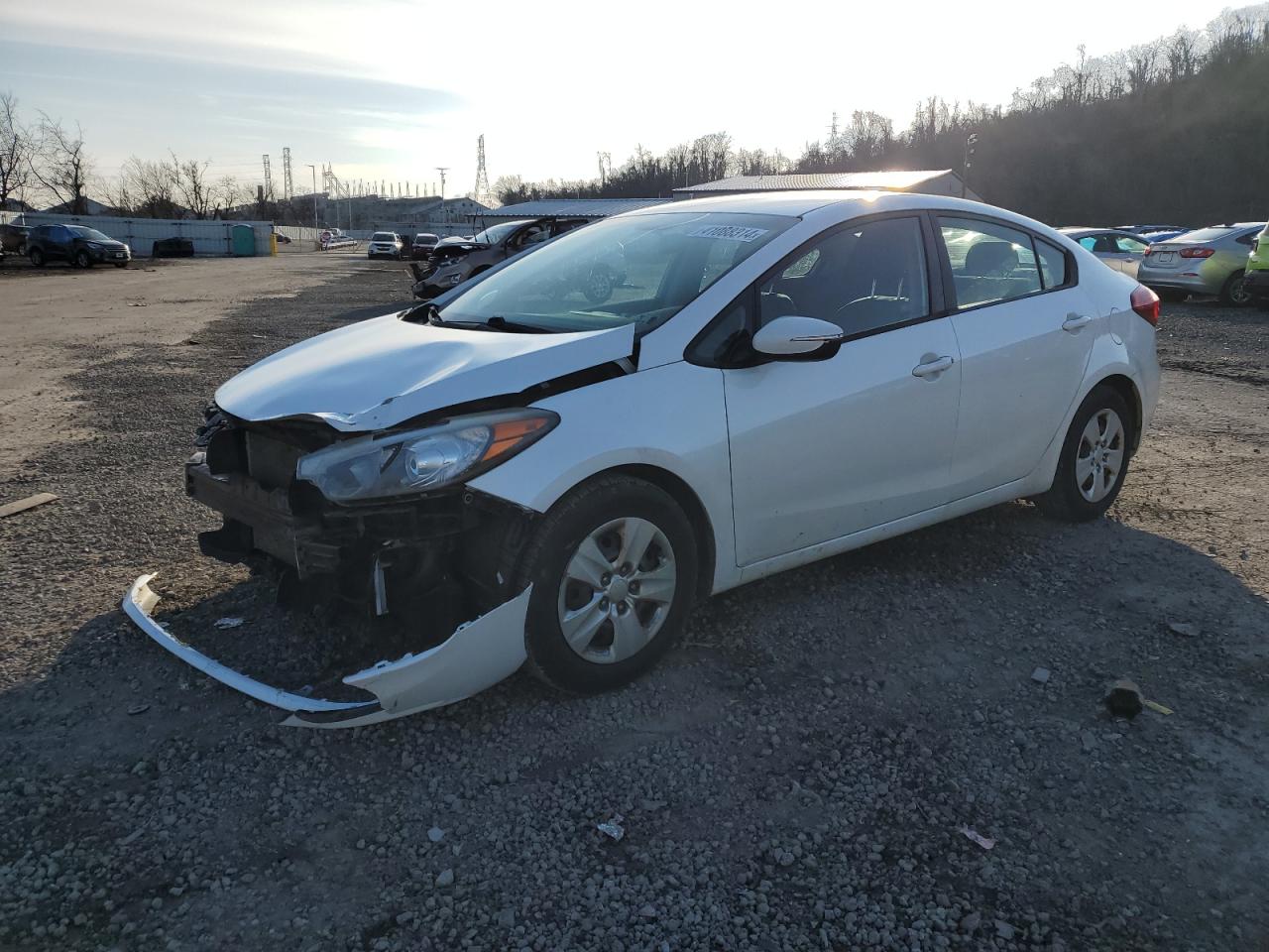 KIA FORTE 2015 knafx4a66f5351617