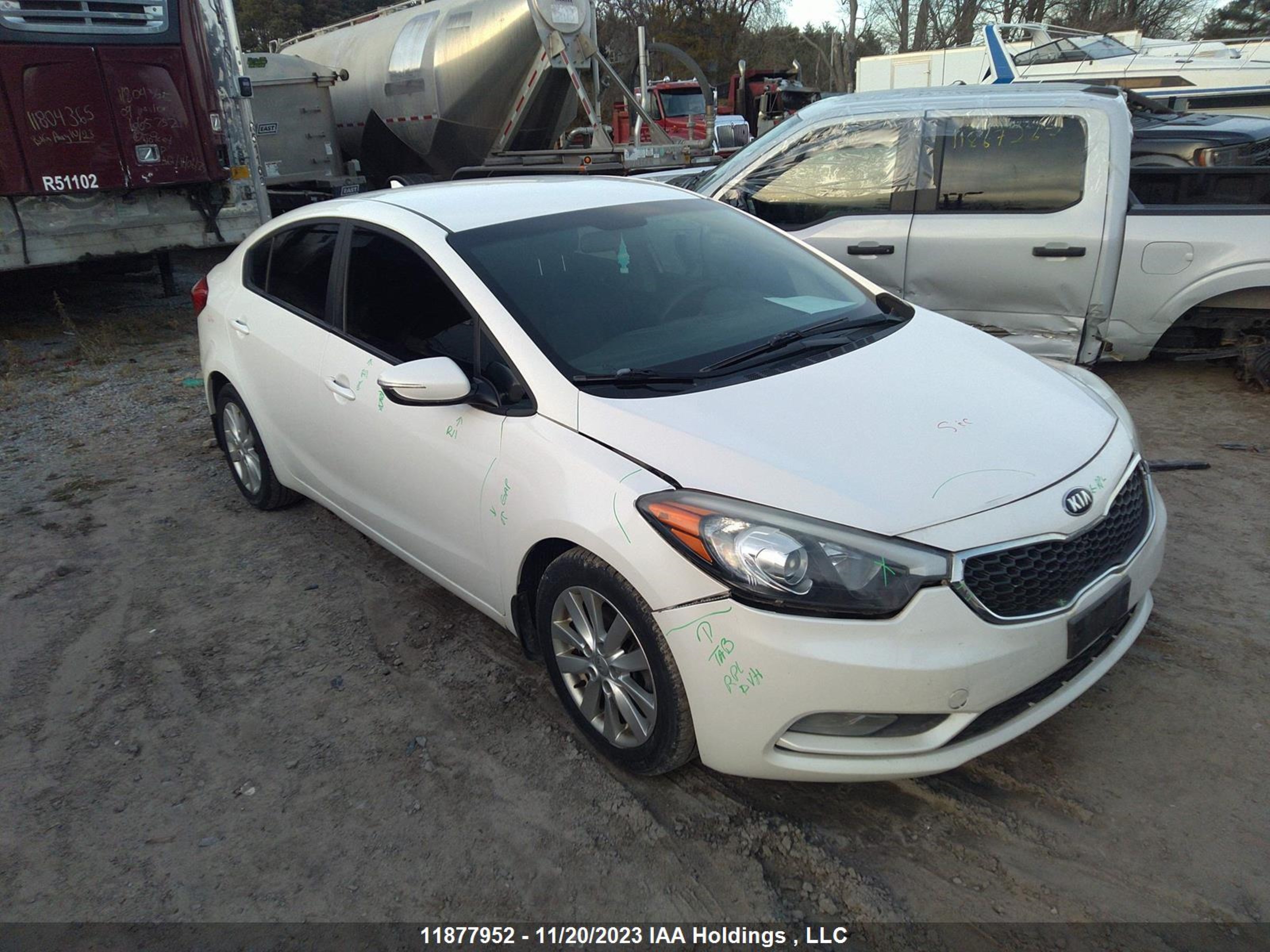 KIA FORTE 2015 knafx4a67f5402588