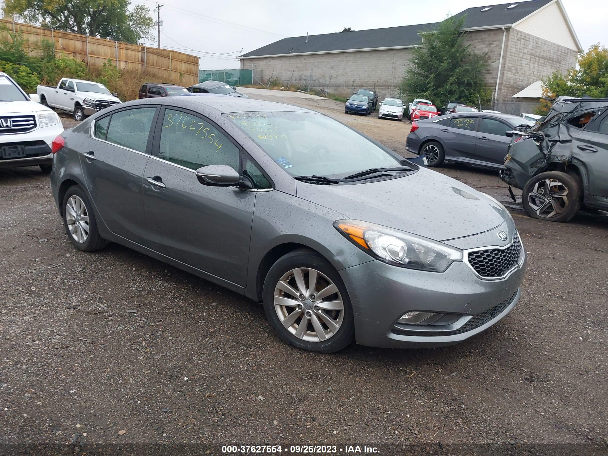 KIA FORTE 2015 knafx4a82f5291921