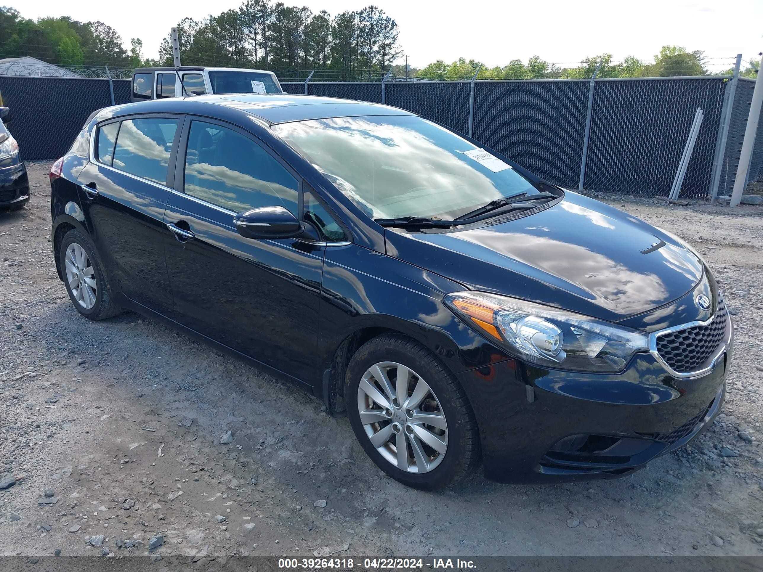 KIA FORTE 2015 knafx5a80f5266327