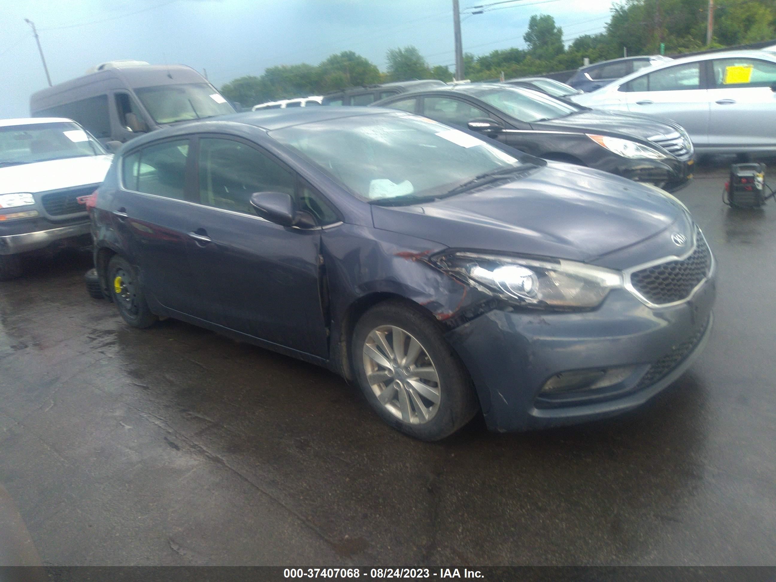 KIA FORTE 2015 knafx5a81f5271715