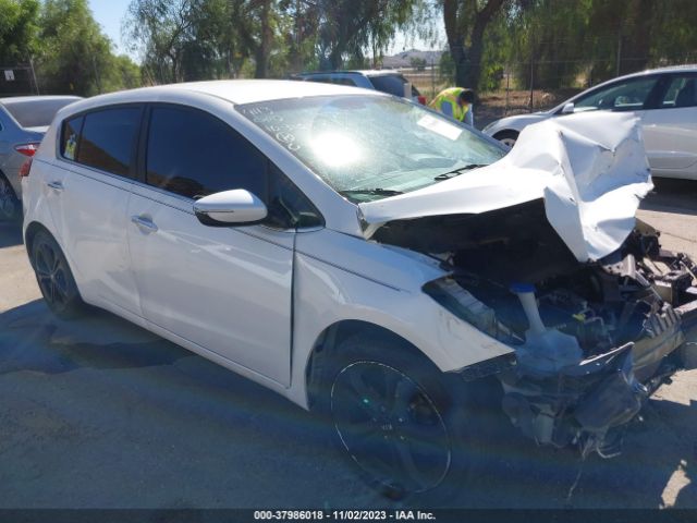 KIA FORTE 5-DOOR 2016 knafx5a82g5631172