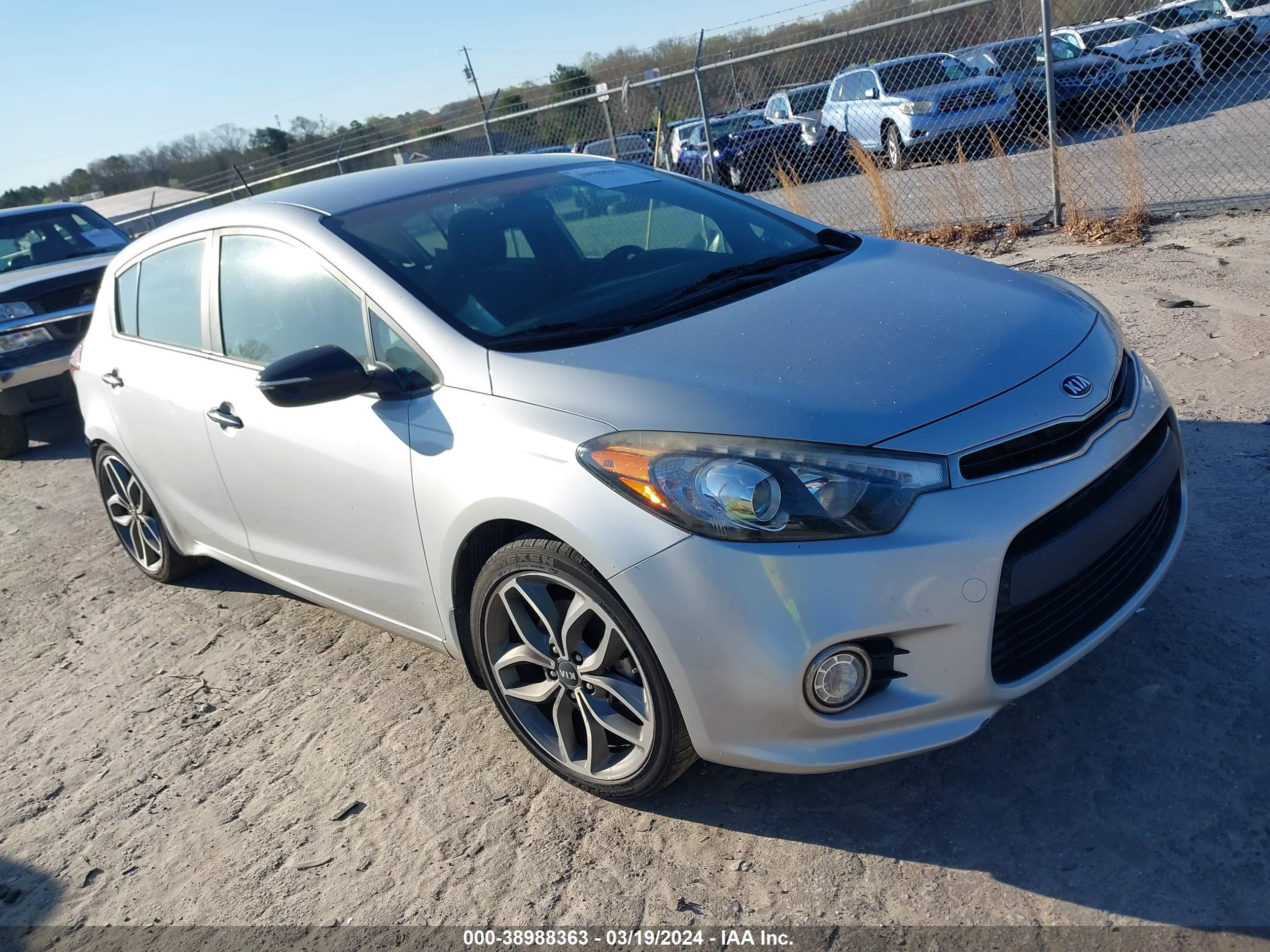 KIA FORTE 2016 knafz5a32g5587799