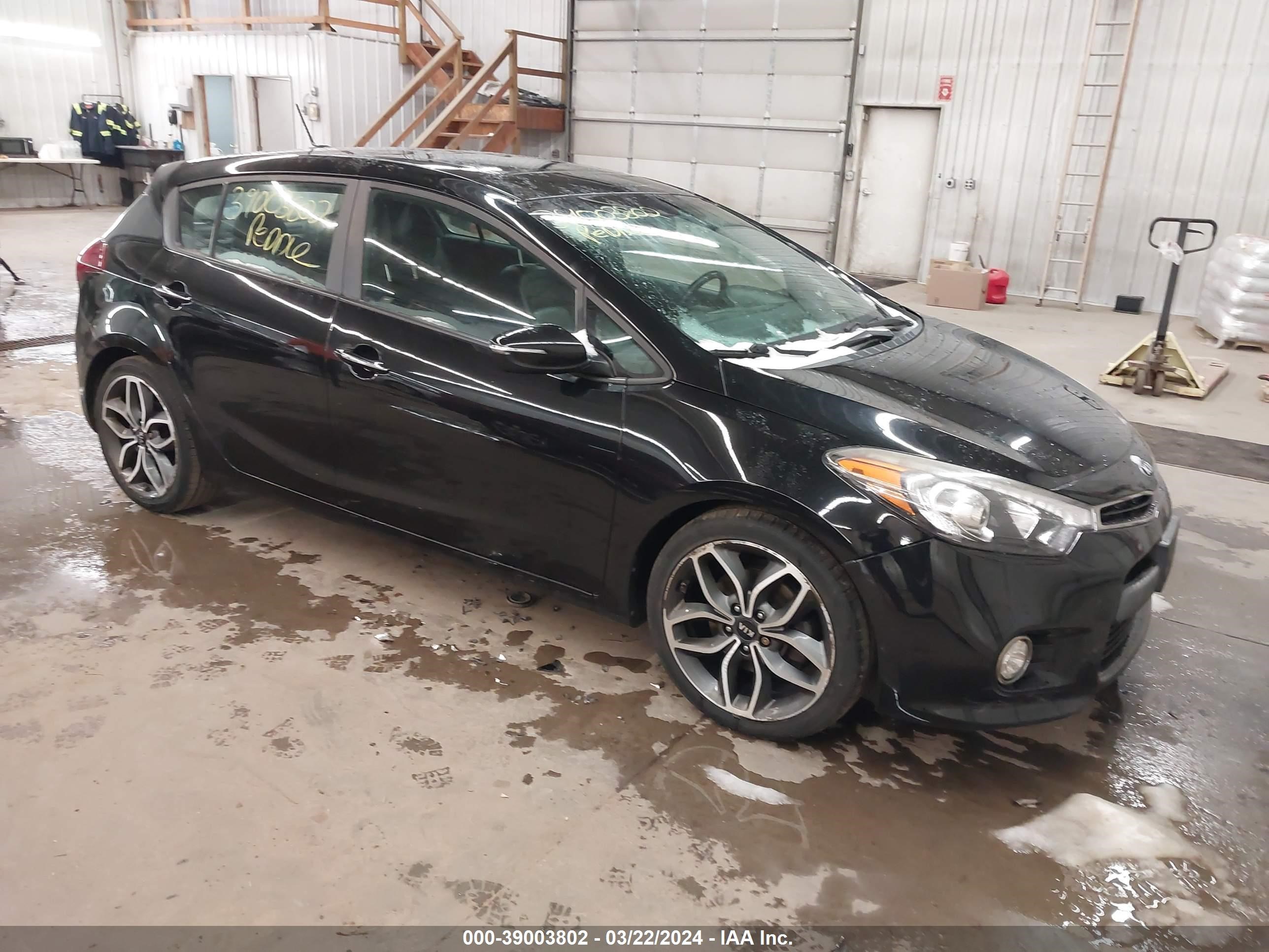 KIA FORTE 2015 knafz5a33f5265042