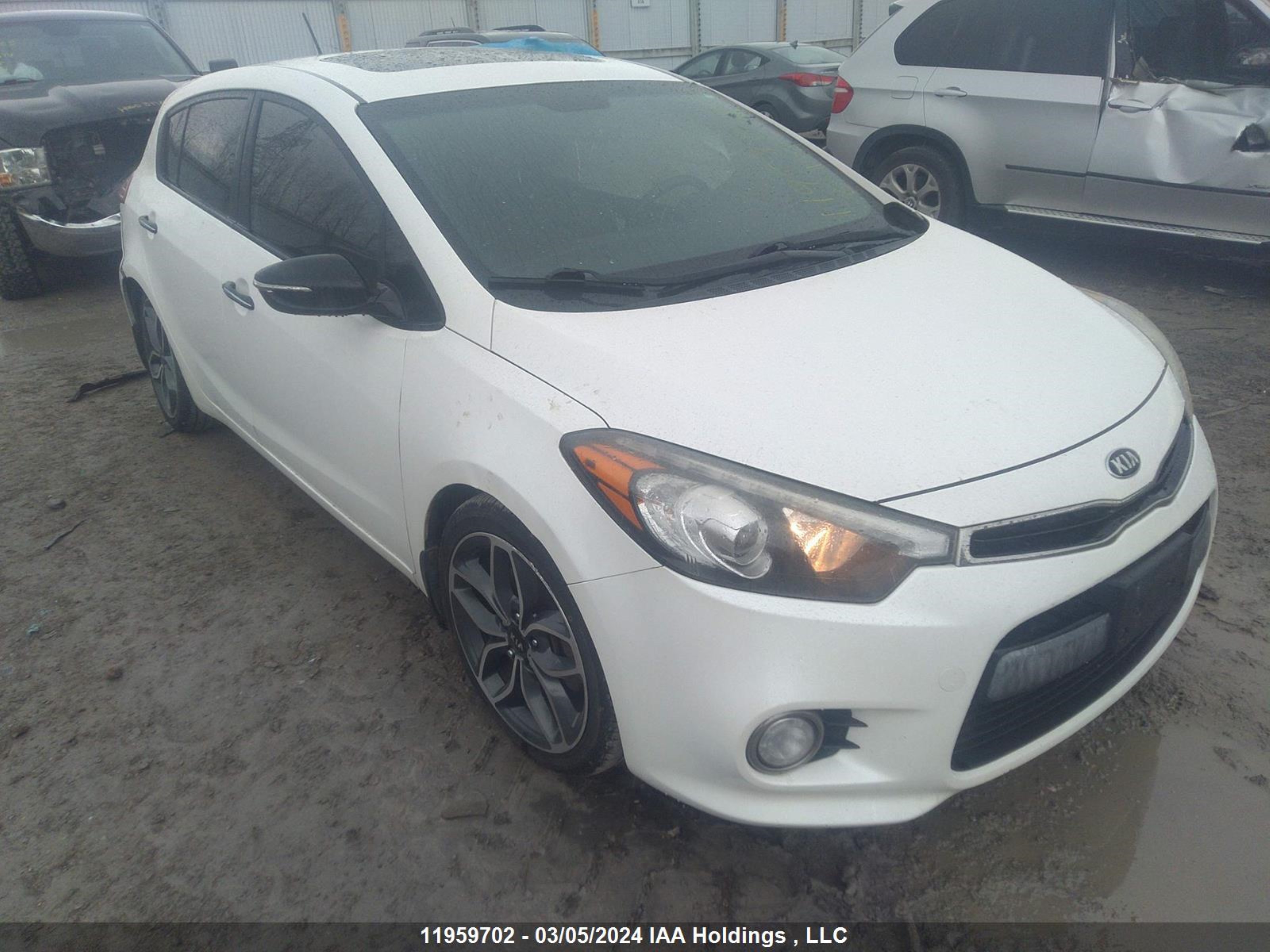 KIA FORTE 2015 knafz5a36f5287097