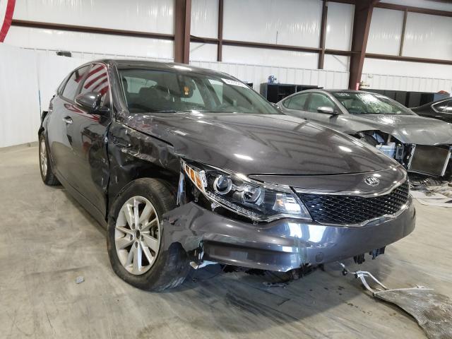 KIA OPTIMA LX 2017 knagt4l39h5145956