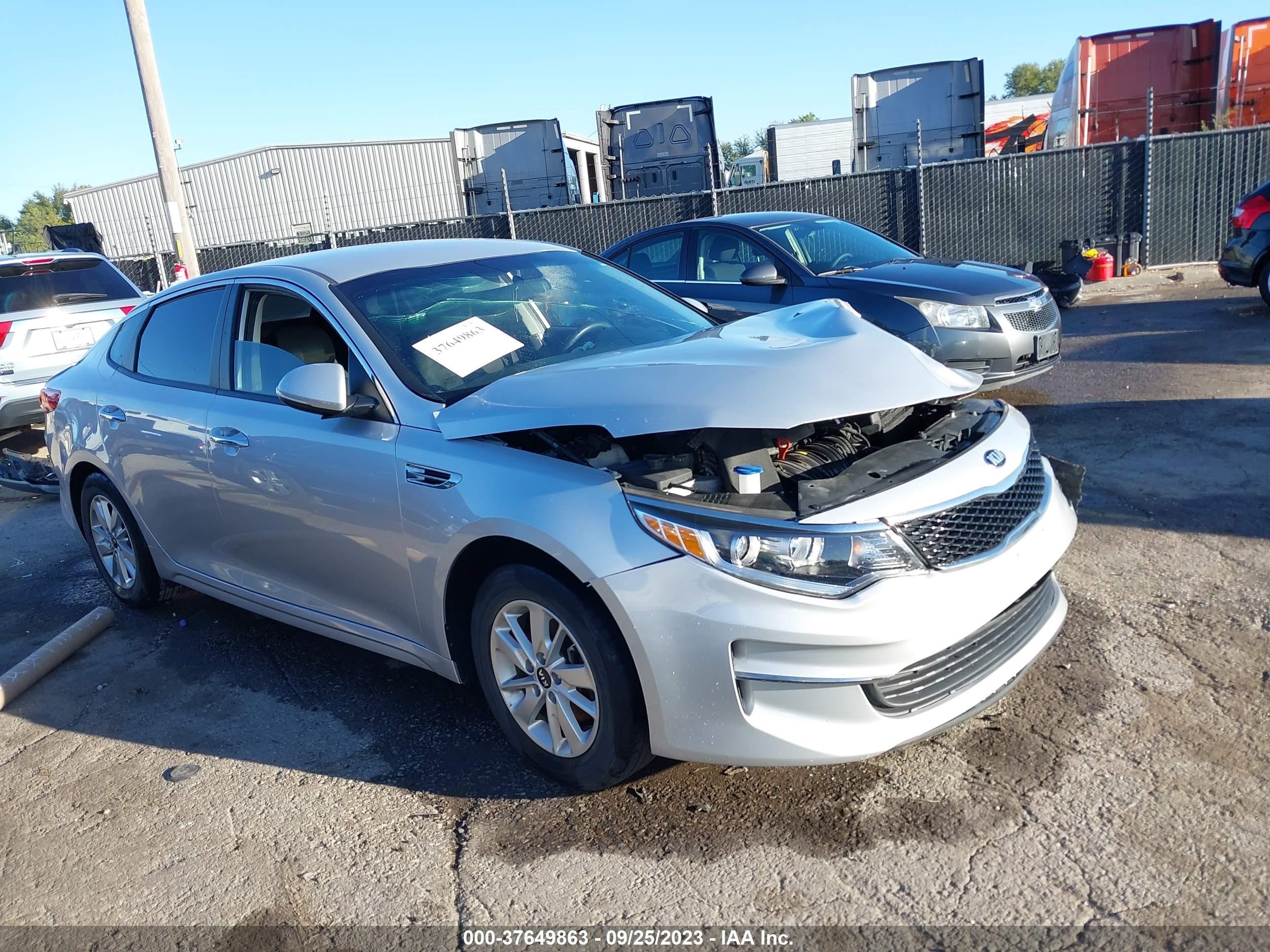 KIA OPTIMA 2017 knagt4l3xh5159025