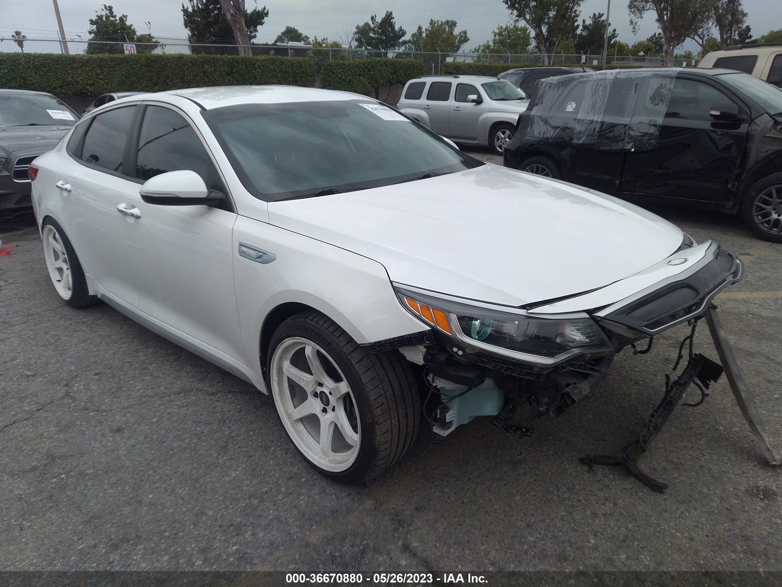 KIA OPTIMA 2017 knagt4le3h5012689