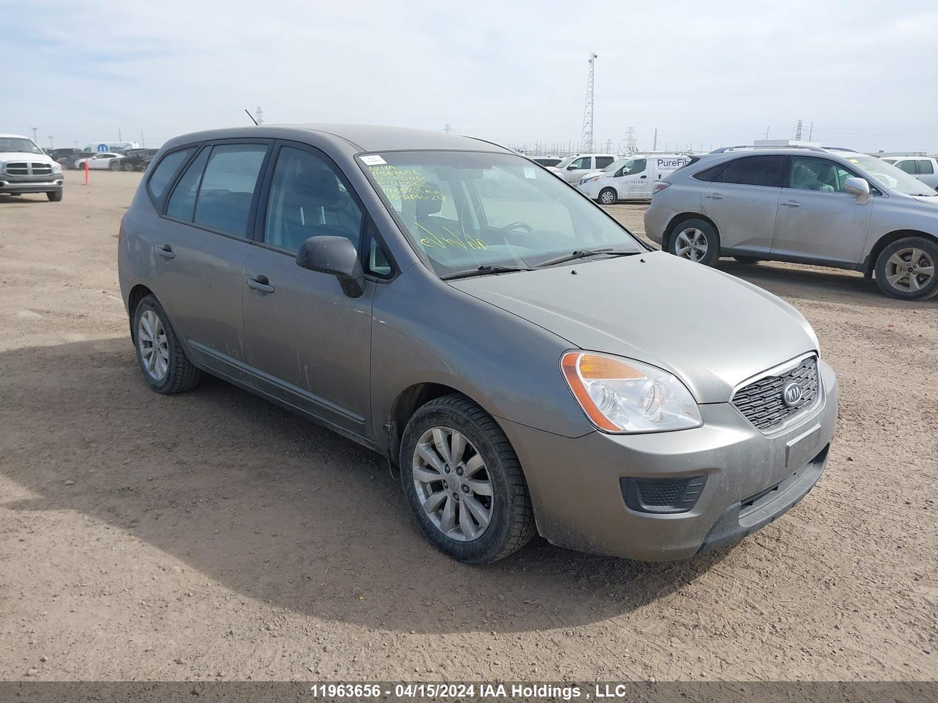 KIA RONDO 2012 knahg8a87c7411566