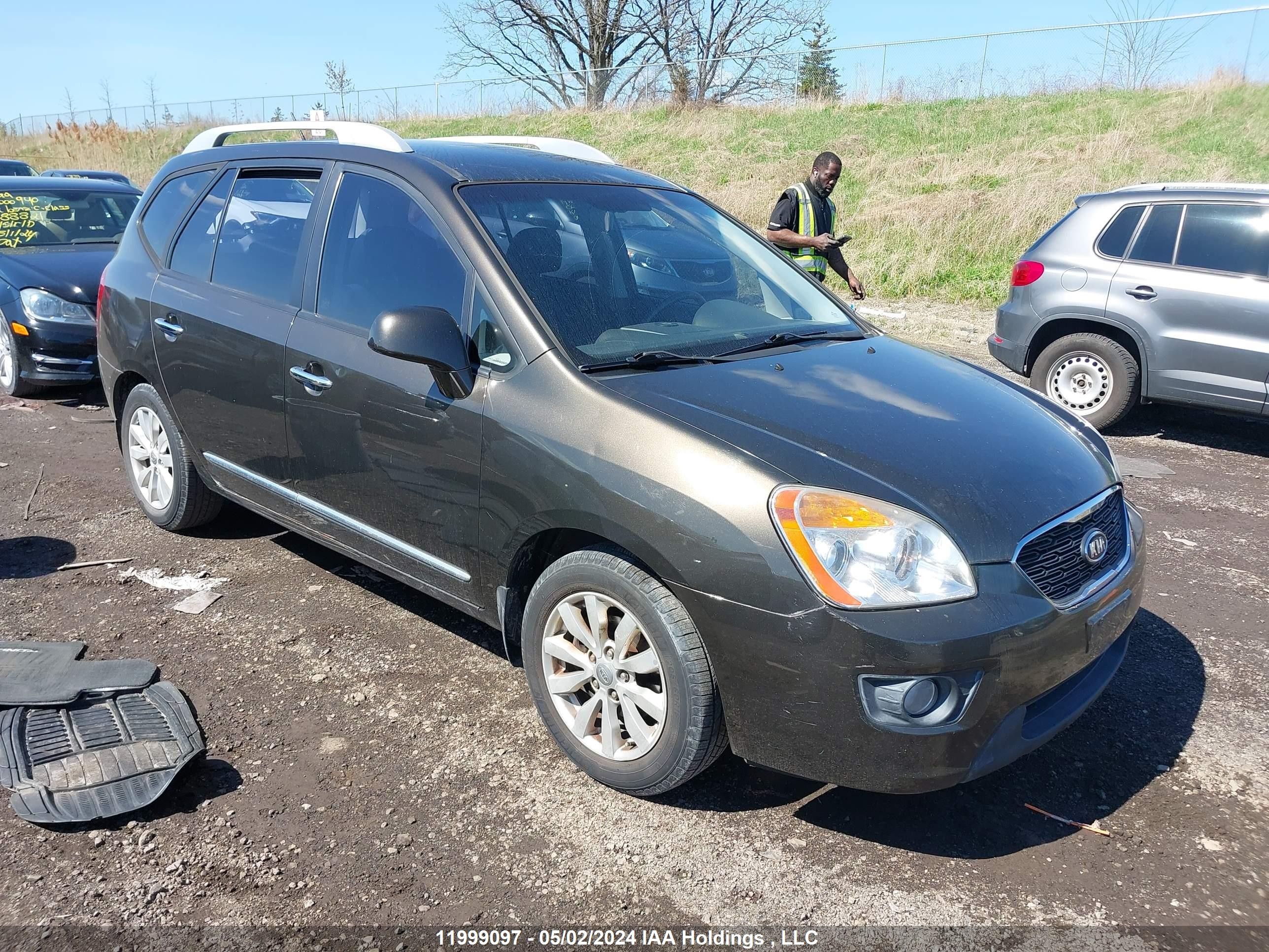 KIA RONDO 2011 knahh8a86b7368723