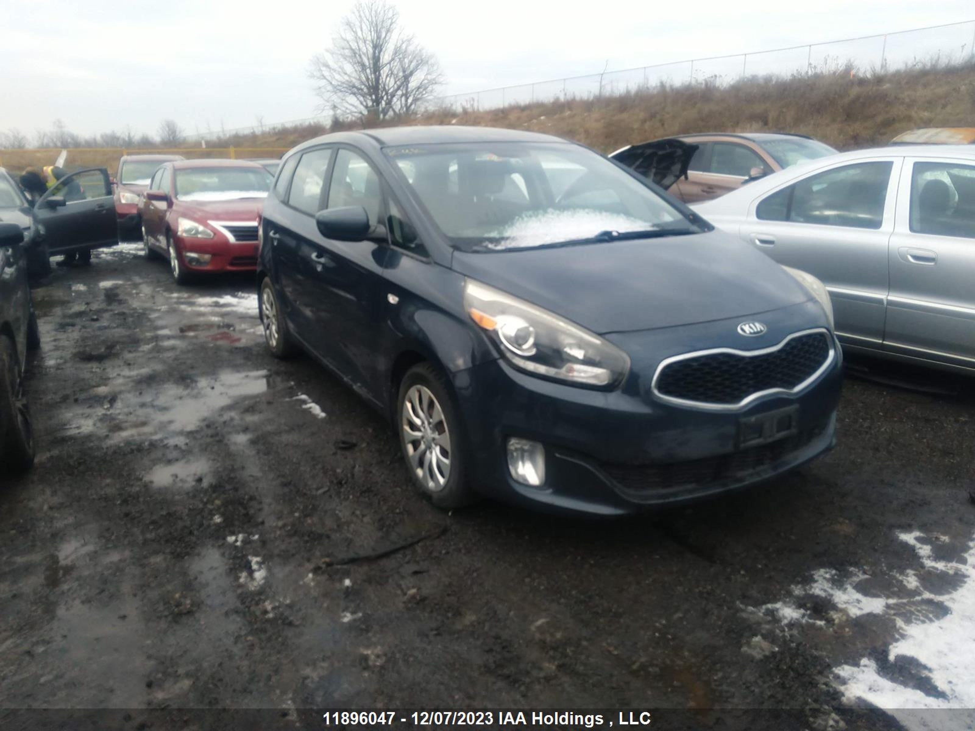 KIA RONDO 2015 knaht8a30f7122680