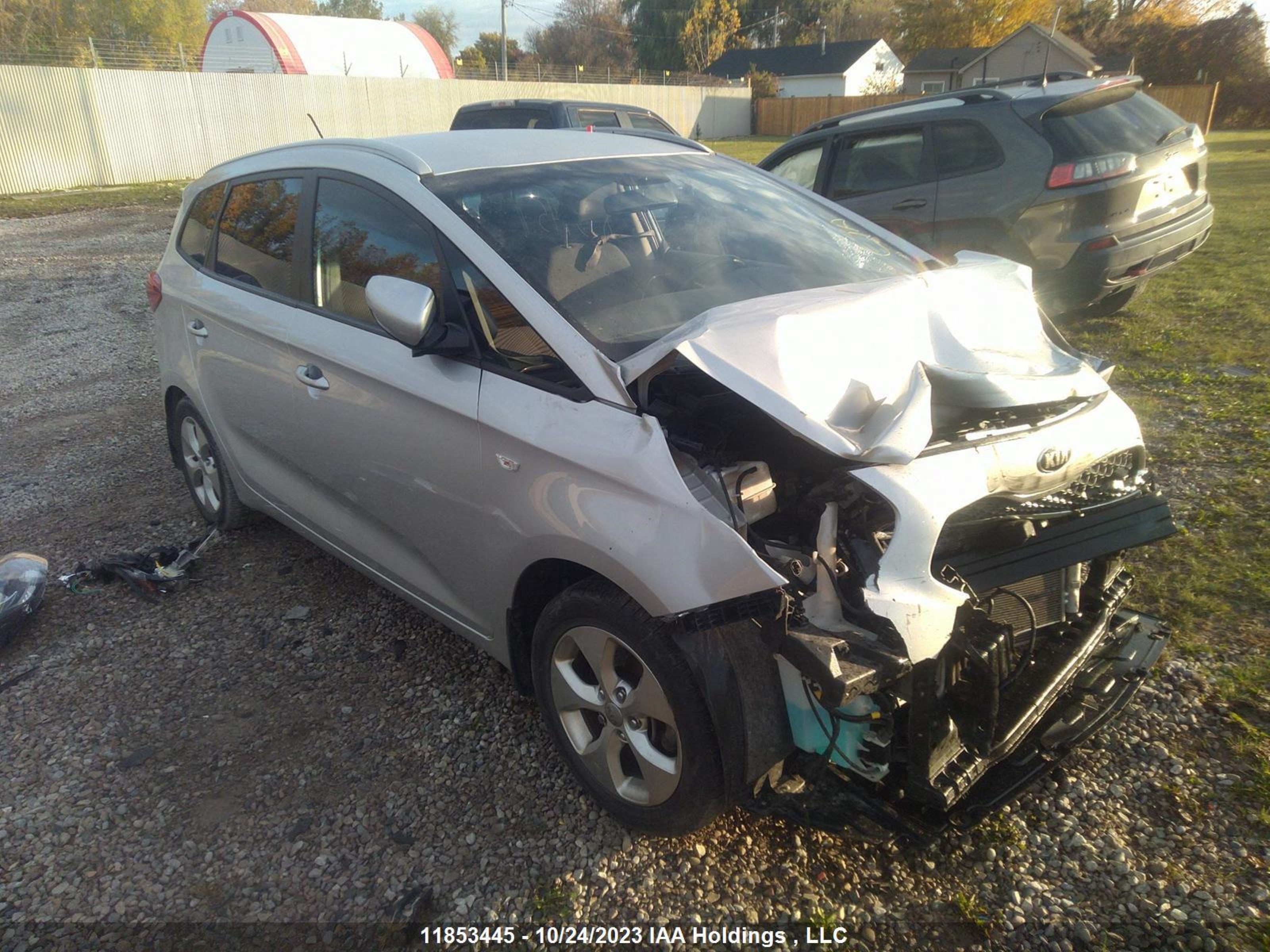 KIA RONDO 2015 knaht8a31f7092766