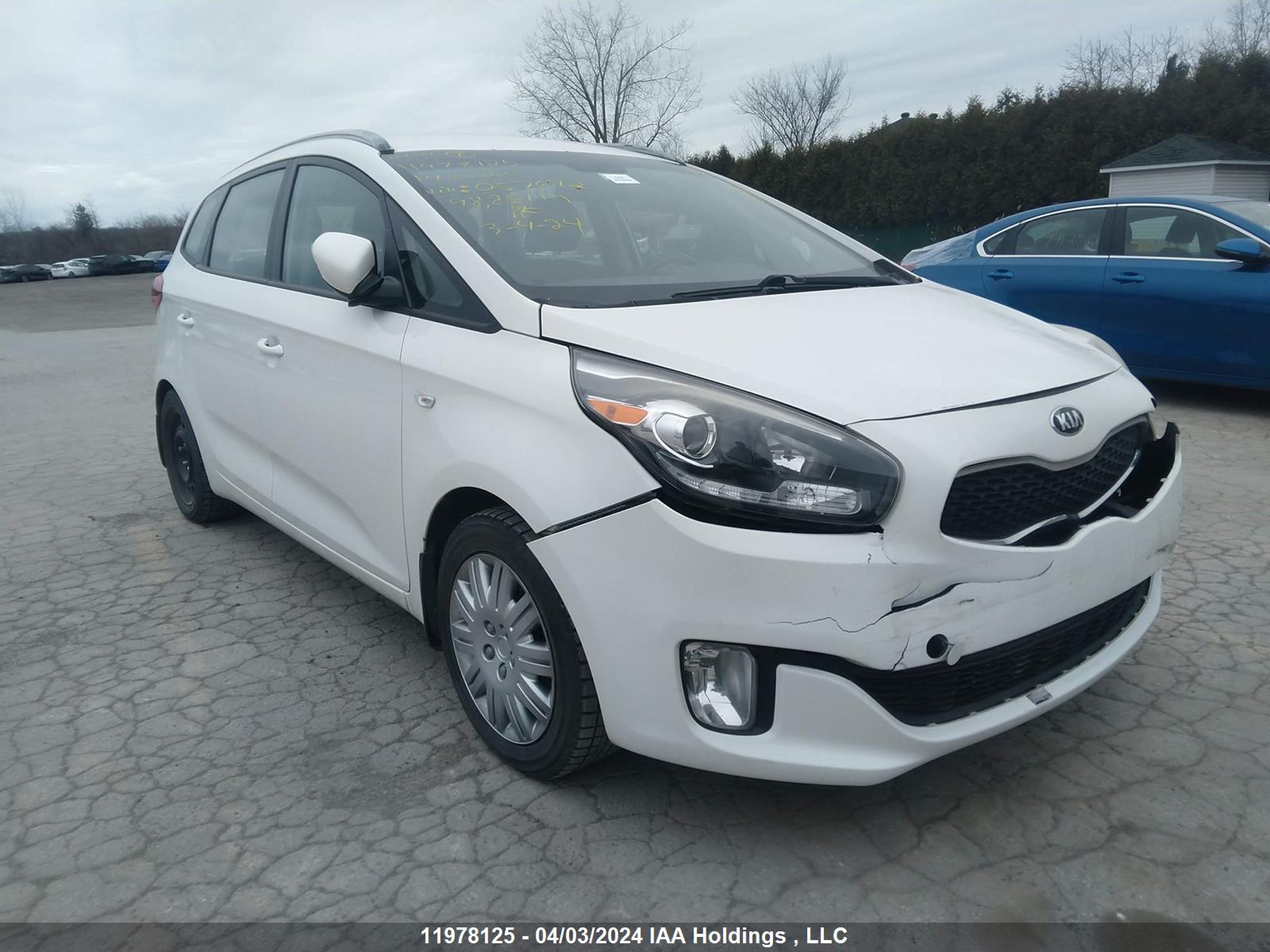 KIA RONDO 2014 knaht8a36e7057672