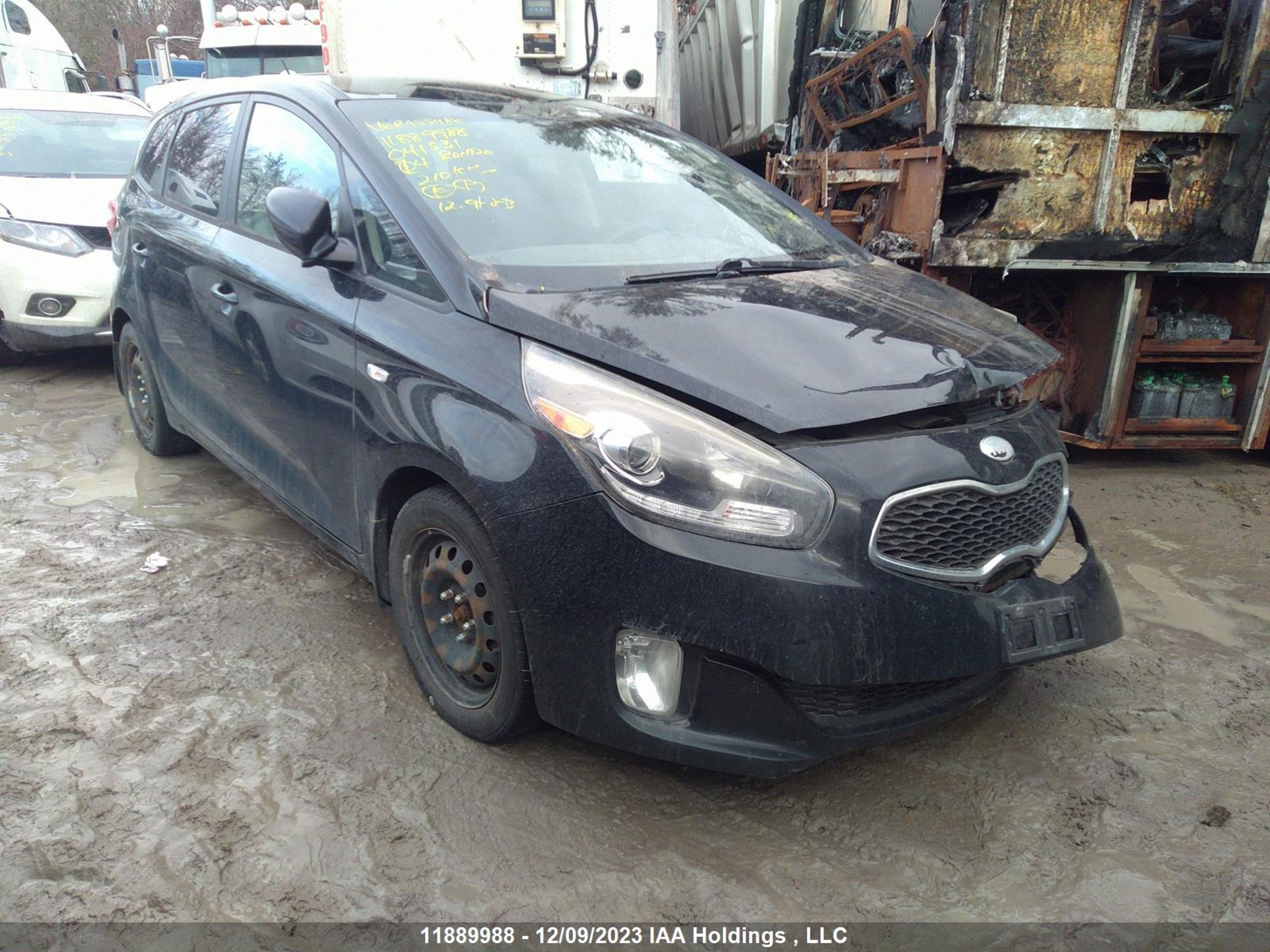 KIA RONDO 2014 knaht8a37e7041531