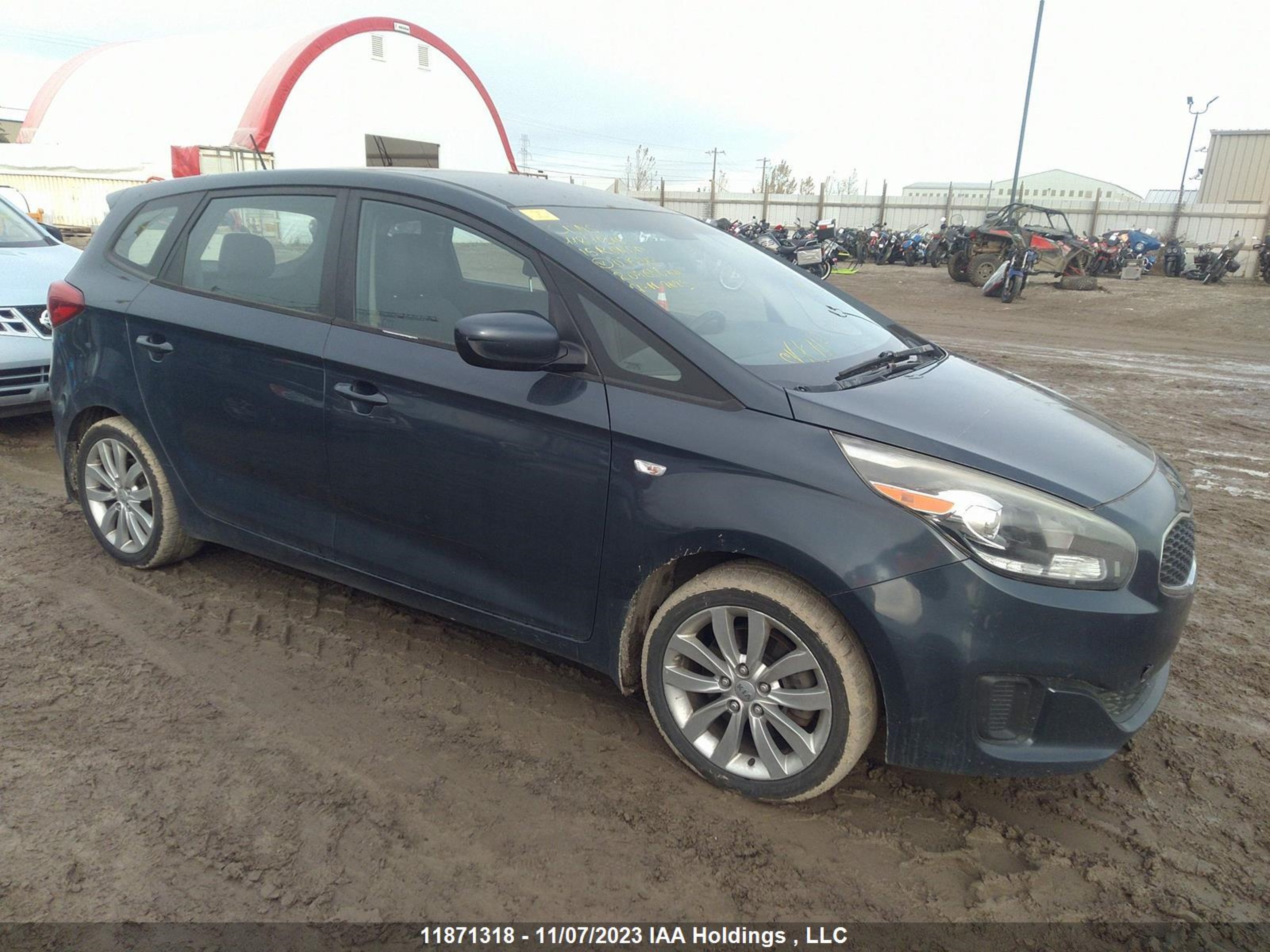 KIA RONDO 2015 knaht8a37f7076913