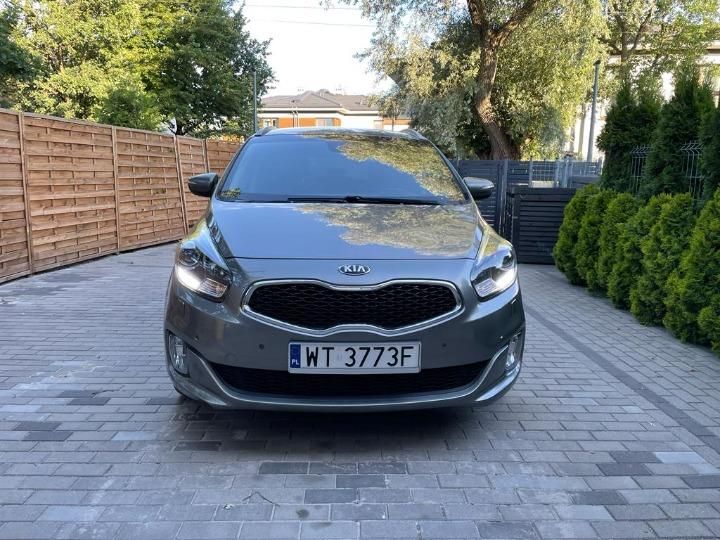 KIA CARENS MPV 2016 knahu815ag7125720