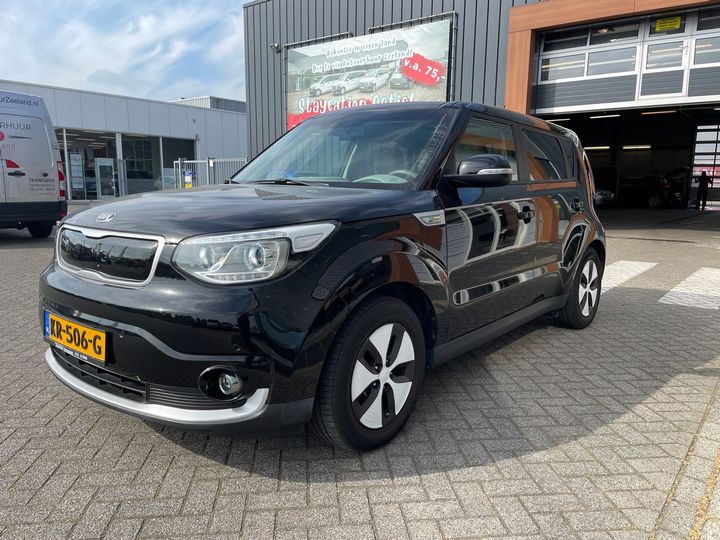 KIA SOUL 2017 knajx81efg7016614