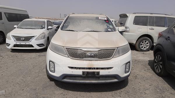 KIA SORENTO 2015 knaku8118f5567584