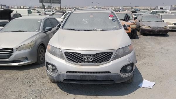 KIA SORENTO 2012 knaku8132c5190134