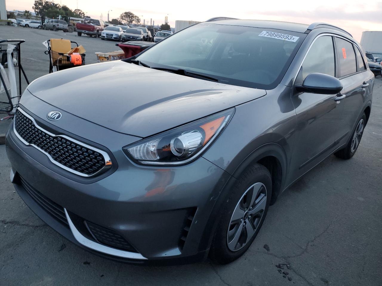 KIA NIRO 2017 kndcb3lc2h5104079