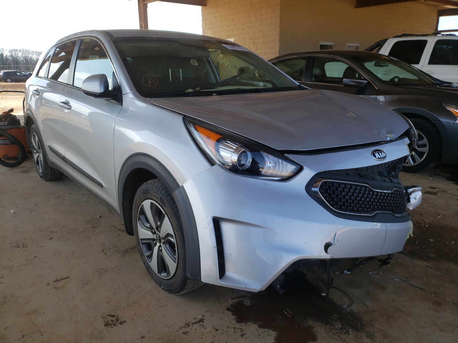 KIA NIRO FE 2017 kndcb3lc4h5043611