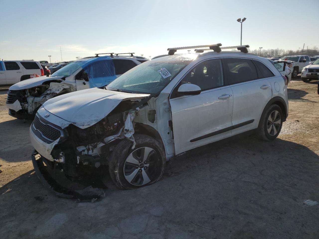 KIA NIRO 2017 kndcb3lc7h5055901